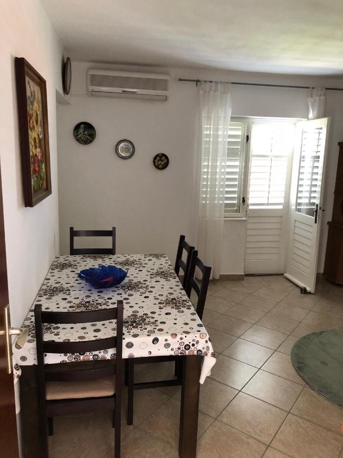 Apartmani Area Doma Trogir Exterior foto
