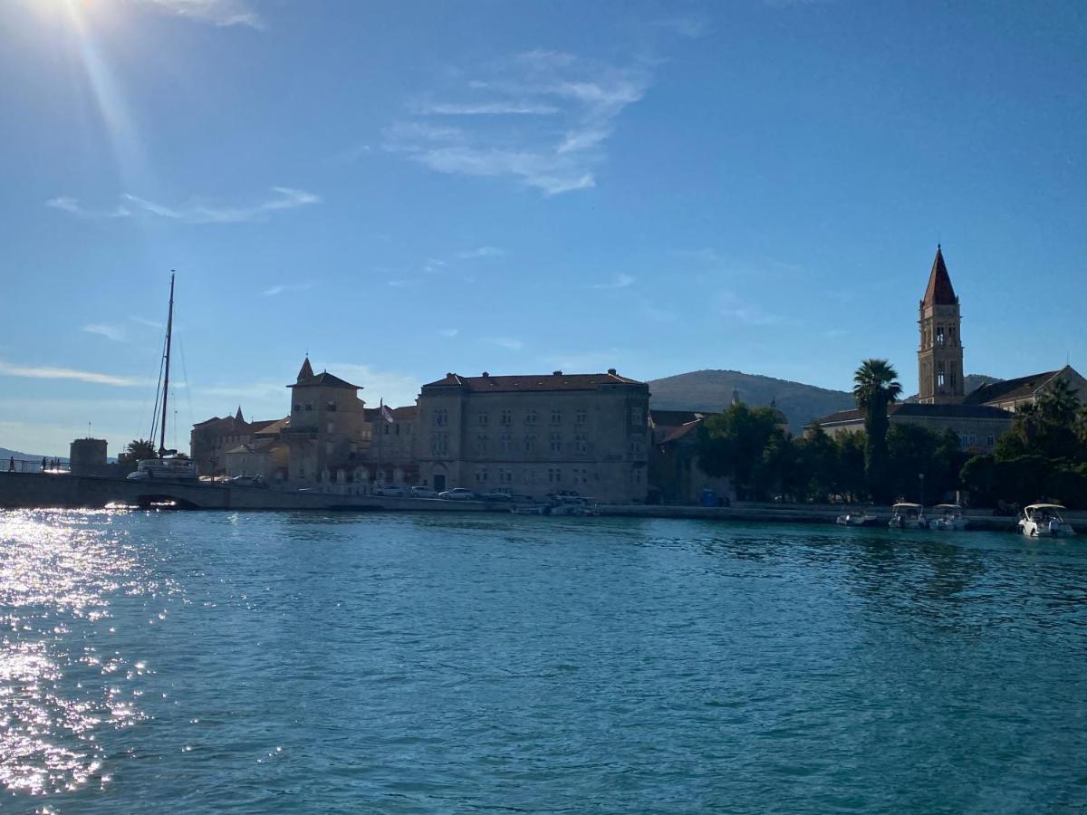 Apartmani Area Doma Trogir Exterior foto